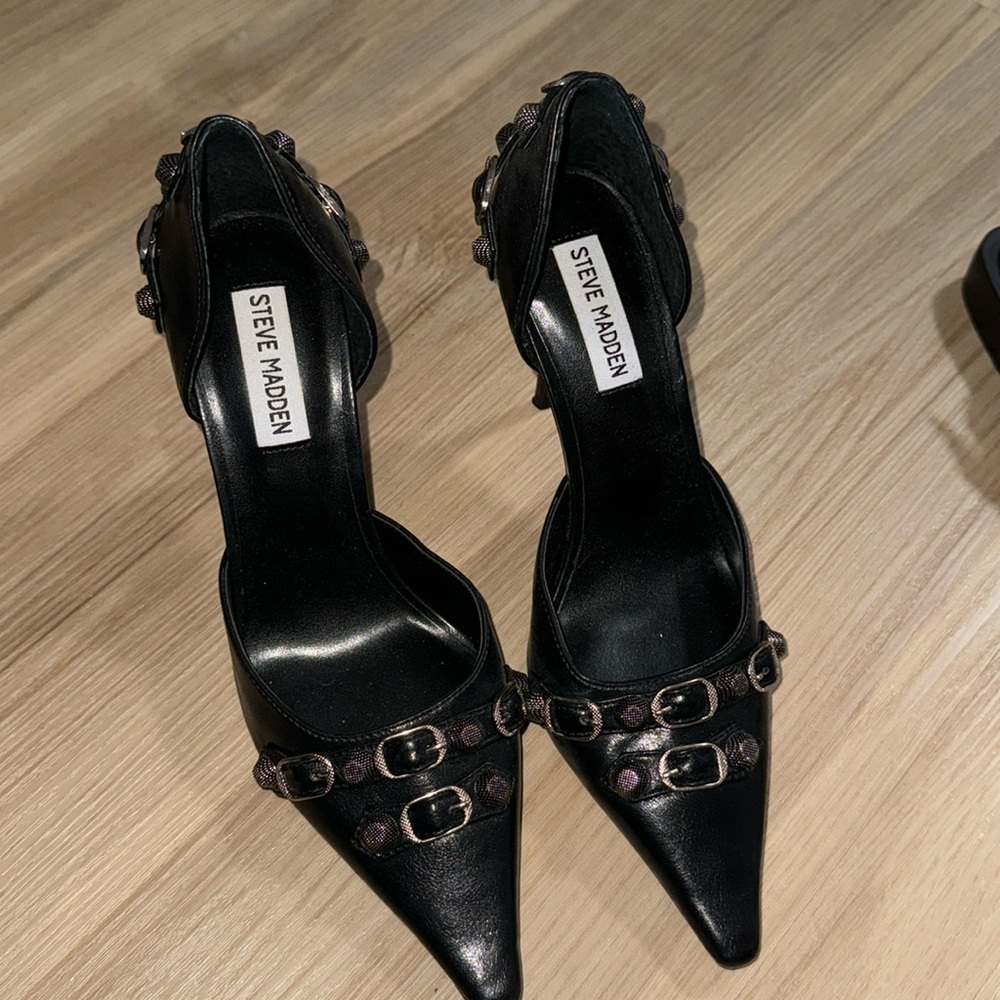 STEVE MADDEN HEELS